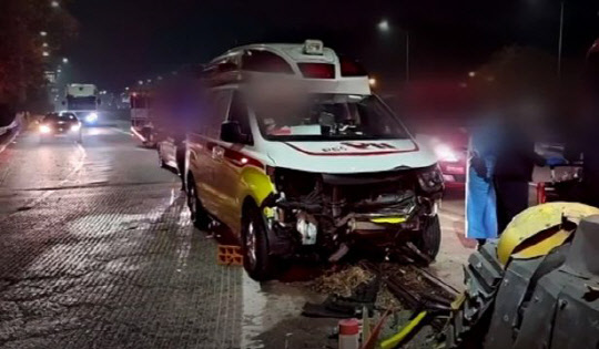 작년 11월 사고난 구급차 모습. <JTBC 보도 화면 캡처>